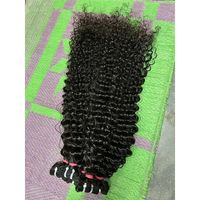 Tissage de cheveux vierges Remy péruviens, brésiliens et cambodgiens pour la confection de tresses