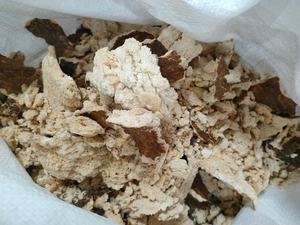 Cục bã dừa (bã copra) làm thức ăn cho gia súc & gia cầm, bã dừa khô ép làm thức ăn chăn nuôi - Product Image 2