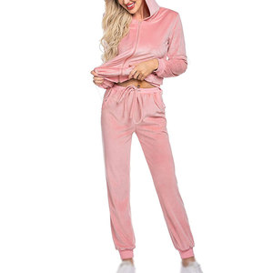 Conjunto Deportivo de Pantalones y Sudadera con Capucha de Terciopelo de Algodón para Mujer, Ropa Casual de Calle, Logotipo Personalizado, Fabricante OEM ODM - Product Image 5