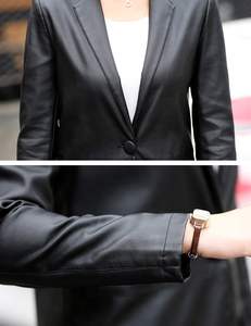 Chaqueta de invierno de cuero y abrigo largo a prueba de viento con abrigo de piel de oveja de lana cálida - Product Image 5