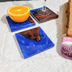Ensemble de dessous-de-verre en résine carrée de luxe faits à la main, décoratifs, résistants à la chaleur, couleurs personnalisables, dessous-de-verre pour boissons Tradebyd - Product Image 5