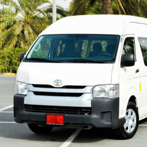 Toyota Hiace Van 2018 d'occasion, Diesel, Automatique, Turbo, Jantes en alliage R18, Sièges en cuir, Conduite à gauche, Moteur 8L, Toit ouvrant - Product Image 1