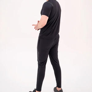 Ensemble de survêtement d'été en coton pour homme, manches longues, respirant, motif uni, streetwear, antibactérien, écologique, vente chaude - Product Image 2