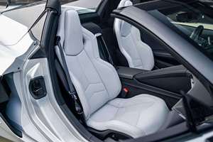 รถเชฟโรเลต วีร์โร ลีท ซีโอ วีท ที ซีโอ 6 คอนเวอร์ทิเบิล ปี 2024 ขับเคลื่อนสี่ล้อ ไมล์น้อย เครื่องยนต์เทอร์โบ เบาะหนัง เกียร์อัตโนมัติ พวงมาลัยซ้าย น้ำมันเบนซิน - Product Image 5