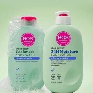 Loción Corporal Humectante 24H EOS Shea Better, Producto Vegano para el Cuidado de la Piel, Libre de Parabenos, al por Mayor |   Loción Corporal EOS Shea Strawberry Dream - Product Image 3