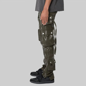Pantalon cargo durable en cuir pour hommes avec ajustement classique pour décontracté et streetwear Pantalon cargo en cuir pour hommes élégants - Product Image 6