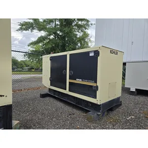 Groupe électrogène industriel au gaz naturel triphasé de 50 kW d'occasion - Sortie 277/480 V, résistant aux intempéries, alimentation de secours commerciale - Product Image 2