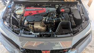 Honda Civic Type R 2023 d'occasion en bon état, 11 000 milles, boîte manuelle 6 vitesses, turbo 4 cylindres, non modifiée - Product Image 6