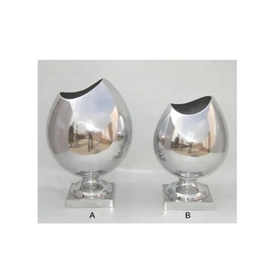 Collection de qualité : Grand vase à fleurs en métal plaqué or et argent, style américain, écologique, pour la décoration intérieure au sol - Product Image 5