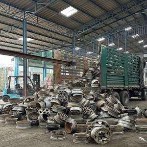 Chatarra de rueda de aleación de aluminio de pureza 99% de alta calidad de Francia 10kg en stock para la venta - Product Image 1