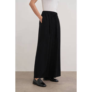 Jupe crayon droite en soie avec taille élastique et cordon de serrage - Product Image 3