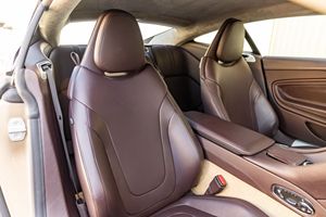 รถมือสองปี 2019 Aston Martin DB11 Coupe วิ่ง 11400 ไมล์ เครื่องยนต์ V8 ทวินเทอร์โบ 503 แรงม้า สี Selene Bronze - Product Image 5