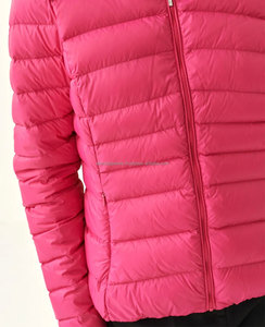 Winter Cropped Puffer Jacket for Women Custom Shiny Ladies Streetwear Lightweight Hooded Casual Down Puffer Coats - Product Image 6