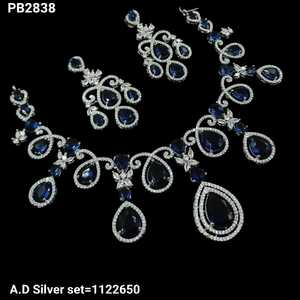 Merveilleux dernier collier en forme de larme de qualité supérieure en diamant indien américain avec ensemble de boucles d'oreilles pour femmes - Product Image 2