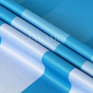 Conjunto de Uniforme de Fútbol Corto Transpirable de Secado Rápido con Logotipo Personalizado para Hombre, Alta Calidad, 100% Poliéster, Antibacteriano, Ligero - Product Image 5