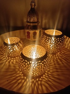 Best On Deal Lot de 3 bougeoirs en métal avec un design unique pour les décorations de festival à un prix abordable - Product Image 4