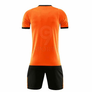 Uniforme de fútbol de alta calidad para hombres con tela resistente a la decoloración para uniforme de fútbol de uso diario - Product Image 2