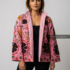 Chaqueta Suzani de Terciopelo de Algodón Hecha a Mano |   Abrigo de Invierno Estilo Bohemio para Mujer |   Textil Indio Ecológico Bordado a Mano - Product Image 3