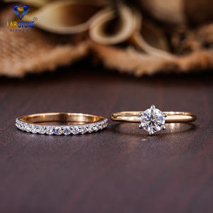 Bague en or jaune avec diamant taillé rond 0.78 TDW par Lab-Stone / Shine avec une couleur de diamants/EF-VS - Product Image 3