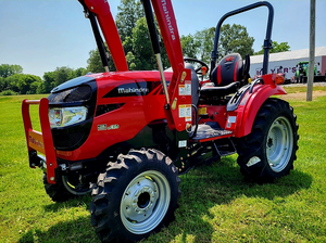 ซื้อรถตักล้อยาง Mahindra 1640 Shuttle ใหม่ 35 แรงม้า 40 แรงม้า 55 แรงม้า ระบบขับเคลื่อน 4 ล้อ สำหรับงานเกษตร พร้อมเครื่องยนต์ เกียร์ ปั๊ม ชุดเกียร์ และลูกปืน - Product Image 4