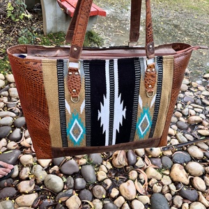 กระเป๋าสะพายไหล่ทรงอานม้าสไตล์แอซเท็กมีดีไซน์ไม่เหมือนใครกระเป๋าสารพัดประโยชน์สำหรับผู้หญิงสินค้ามาใหม่ - Product Image 3