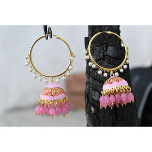 Boucles d'oreilles pour filles et femmes, en laiton, fait à la main, finition mate dorée, huggie jhumka, dernière collection - Product Image 4