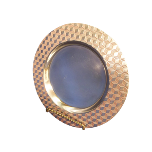 Plato de postre de Metal chapado en oro de la más alta calidad, plato cargador, vajilla texturizada elegante, accesorios para decoración del hogar y regalos - Product Image 1