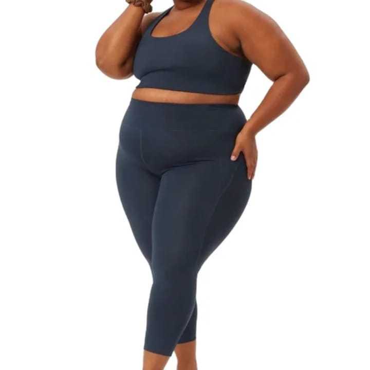 Plus Size Women's Compression Legs & Bra 2-Piece Gym Set-100% Polyester Quick Dry Breathable Eco-Friendly Workout Yoga Wear