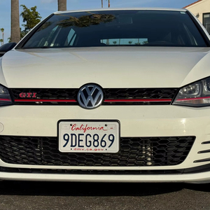 Volkswagen GTI Sport Turbo 4 cylindres d'occasion de 2017, provenant de Californie, non modifiée - Product Image 1