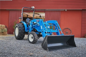 Tracteur à chenilles 15 CV Turbo Diesel 2 roues motrices Transmission par engrenages 78 pouces Godet à attache rapide Transmission 16 vitesses Moteur homologué EPA CE - Product Image 1