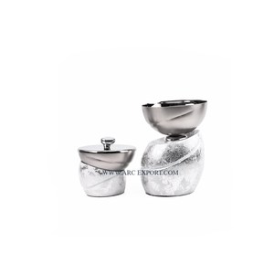 Brûleur d'encens d'intérieur en laiton massif plaqué or Accessoires de table de parfum d'intérieur en métal de qualité de luxe Brûleur d'encens et d'oud - Product Image 2