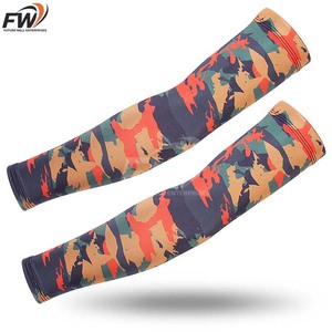 Manchon de bras de jeu personnalisé pour homme et femme, imprimé sur mesure, grande taille, compression graduée, séchage rapide, Spandex/Polyester - Product Image 6