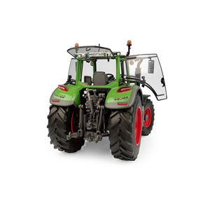El tractor perfecto para viñedos y huertos Fendt 200 Vario - Product Image 1
