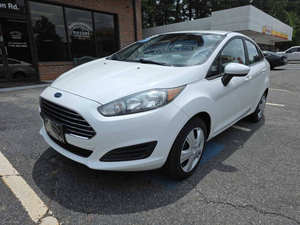 Auto Usado de Calidad a Precio Accesible, Ford Fiesta S 2017, Volante a la Izquierda - Product Image 3