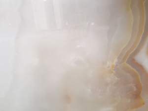 Excellentes dalles et carreaux d'onyx transparent Lignes dorées blanches Pierres naturelles Pierres de marbre pour décoration de mur et de sol d'hôtel et de villa - Product Image 2