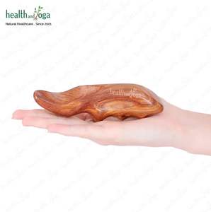 HealthAndYoga NatureSooth Masseur économiseur de pouce en bois Outil de massage manuel de qualité supérieure avec logo personnalisé directement de l'usine indienne - Product Image 4