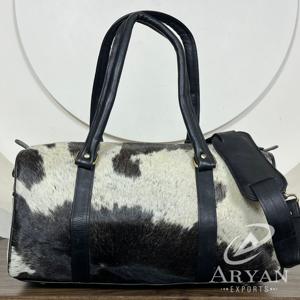 Nouveautés Sac de voyage en cuir de vache véritable de luxe personnalisé Sac de sport élégant Sac de sport pour la salle de sport Sac de week-end pour une nuit - Product Image 1