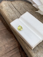 Bio Color Natural certificado 0,74 quilates turmalina corte corazón piedra preciosa suelta excelente Color amarillo para la fabricación de joyas