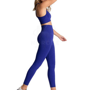 Diseña Tu Propio Conjunto de Yoga Sólido para Mujer con MOQ Bajo - Ligero y Cómodo, Transpirable, de Secado Rápido, Ecológico, Conjunto de 2 Piezas en Stock - Product Image 2