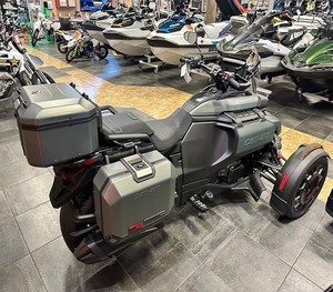 Meilleures ventes 2025 Can-Am Canyons Redrocks Motocyclettes à 3 roues - Product Image 4