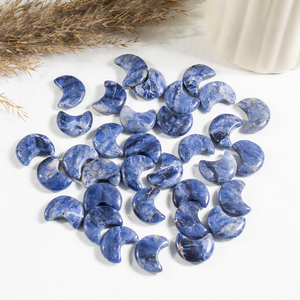 Piedras de Sodalita Azul Premium, Mini Piedras Curativas Talladas en Forma de Luna para Meditación y Decoración - Product Image 3