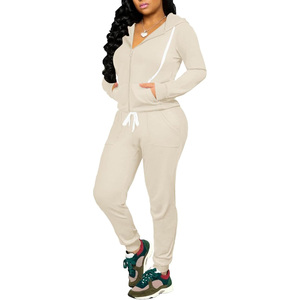 Ensemble 2 pièces personnalisé avec logo pour femme : sweat à capuche oversize et pantalon en molleton chaud en coton et polyester, taille plus - Product Image 6