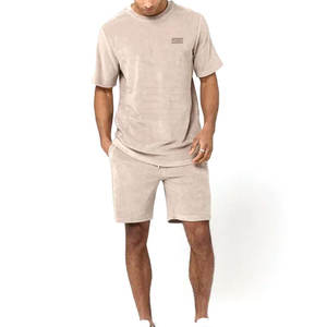 ชุดเสื้อยืดสำหรับผู้ชายแบบสั้นและเสื้อเชิ้ตลำลองระบายอากาศได้ดีสำหรับฤดูร้อนผลิตตามสั่ง - Product Image 1