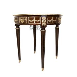 Table d'appoint ronde de luxe avec incrustation florale en marqueterie et accents en laiton doré orné pour la décoration intérieure classique de la maison - Product Image 4
