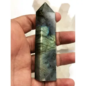 Superbe pointe/bâton/tour en labradorite naturelle avec éclat bleu - Énergie/Reiki/Thérapie par les cristaux - 3,5 pouces (8,75 cm) de haut et 88 - Product Image 2