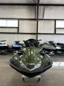 Moto Acuática Kawasaki Ultra 160LX 2025, Nueva, Superventas, Motor de 2 Tiempos, 4 Cilindros, 1800cc, 3 Asientos, 226-300HP, Aluminio, Automática - Product Image 4