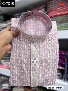 Collection de vêtements ethniques de style indien de qualité supérieure dans les tendances pour toutes les occasions avec une taille supérieure disponible pour les festivals de mariage - Product Image 2