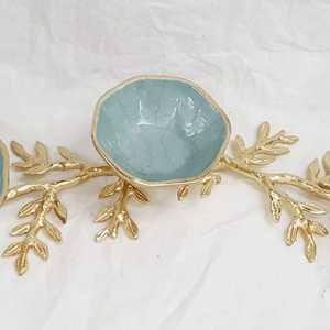 Bol de service rond en métal décoratif le plus luxueux avec bol de service à base de designer en or pour décor de fête et d'événement - Product Image 3