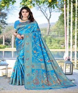 Nouveau Banarasi Broderie Saree Ethnique - Product Image 2