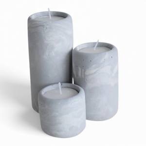 Ensemble de bougeoirs cylindriques en marbre noir avec texture de pierre naturelle pour un style d'intérieur contemporain - Product Image 4